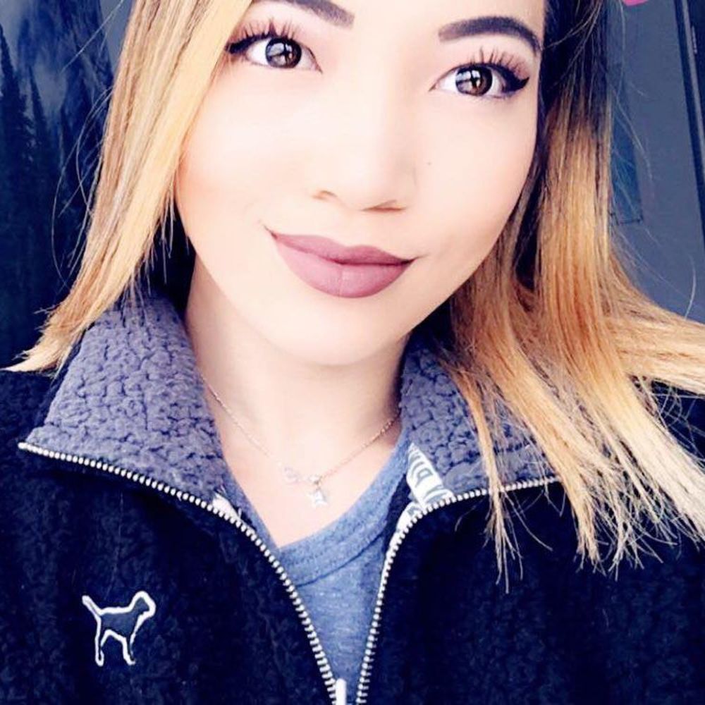 Meet your Posher, Lara